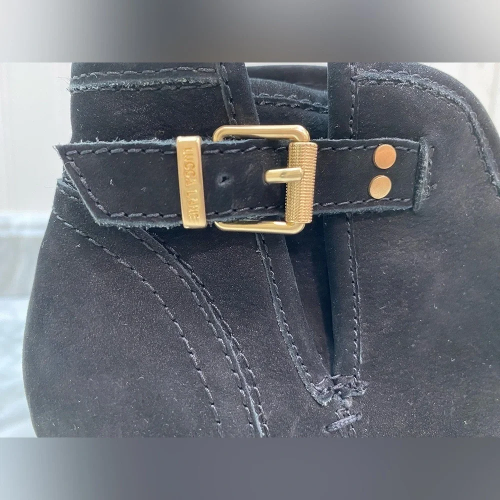 Lucca Lane Paydena size 8.5 Black Ankle Boots with Buckle Detail leather